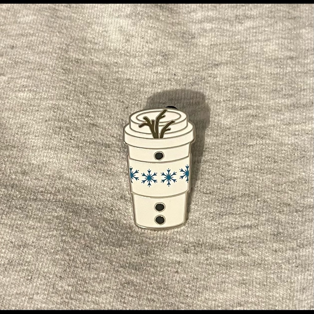 Disney Coffee Cup Mystery Pin - Olaf